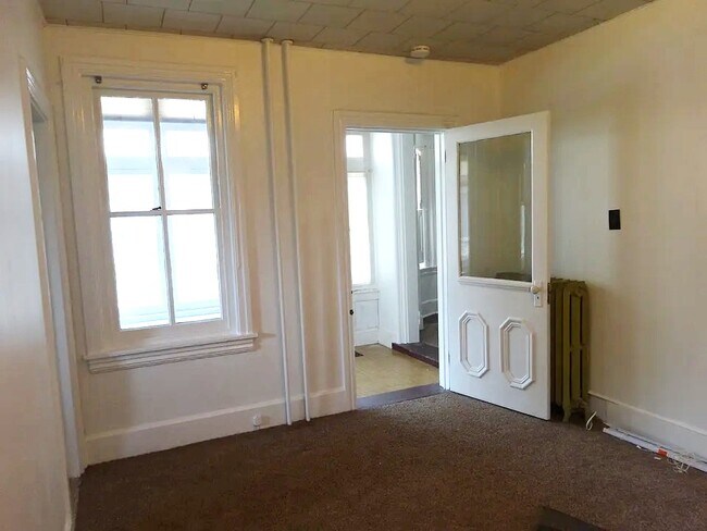 Bedroom - 403 School St