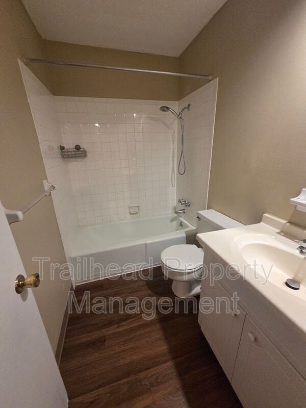 Building Photo - 5801 Woodson Dr