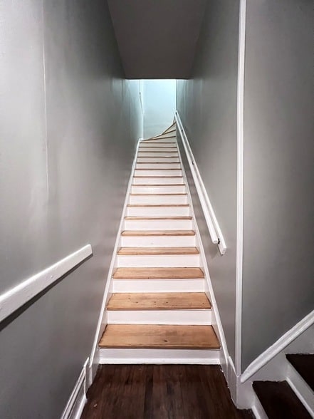 Building Photo - 4815 S Elizabeth St