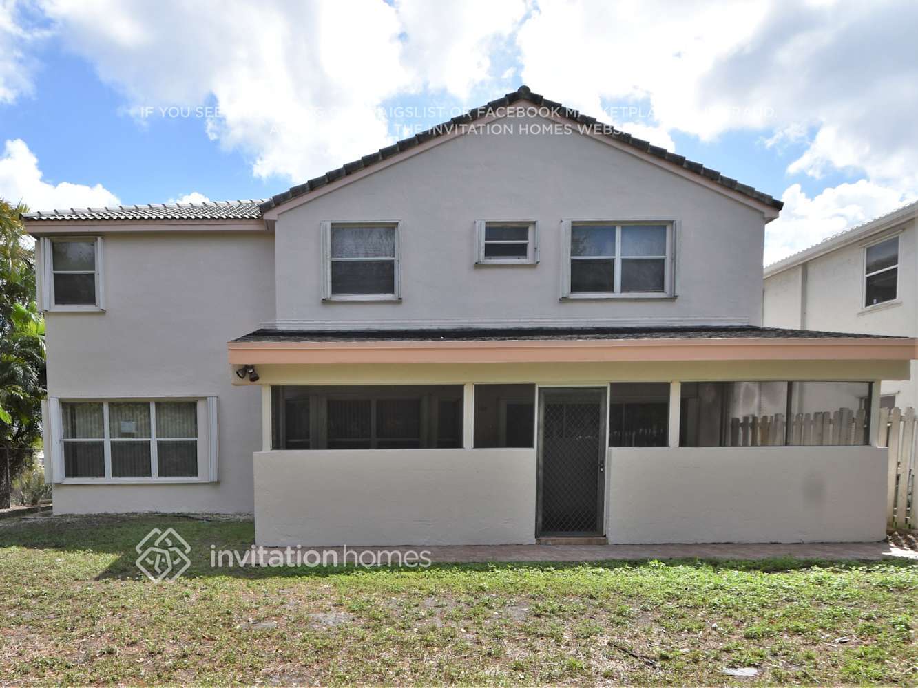 Building Photo - 10101 SW 9th Ln