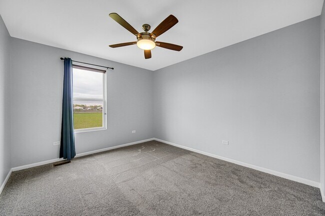 Building Photo - 4323 Fraser Cir