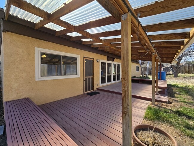 Building Photo - 506 Ridgecrest Ave