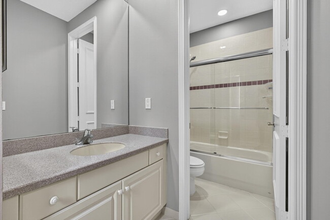 Building Photo - 2162 Stotesbury Way