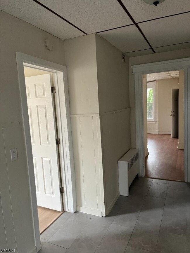 Building Photo - 666 Westfield Ave