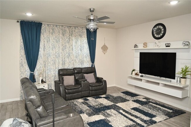 Building Photo - 4028 Diamond Dew Ln