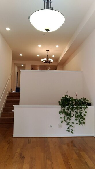 Building Photo - 2949 Glascock St