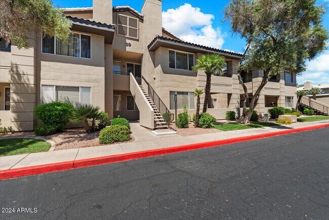 Building Photo - 7009 E Acoma Dr