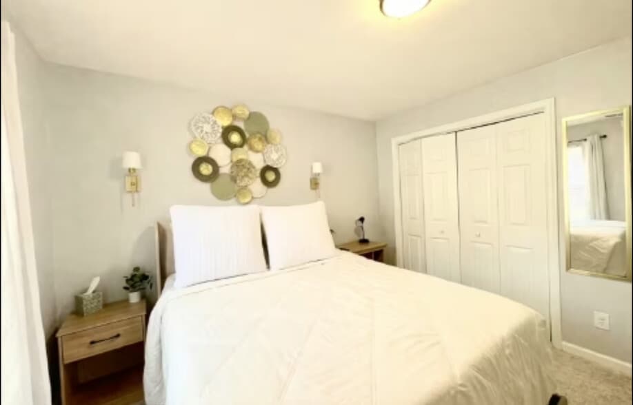 Building Photo - 3443 Clover Meadows Dr