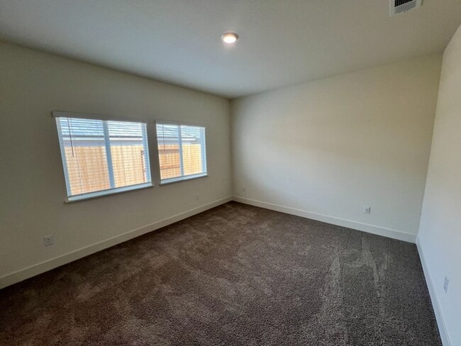 Building Photo - 4348 Single Pine Wy