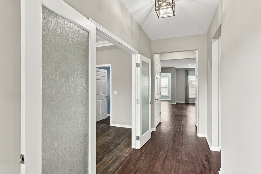 Building Photo - 132 Slaters Dr