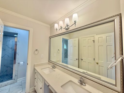 Building Photo - **OFFERING REFUNDABLE APPLICATION FEES & $250 MOVE IN PROMOTION** Incredible 5BD, 4.5BA House in ...