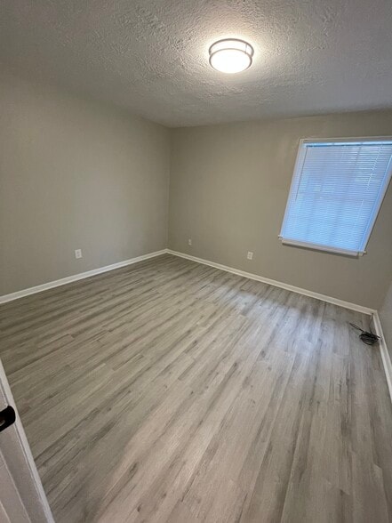 Building Photo - 2839 Lumpkin Rd