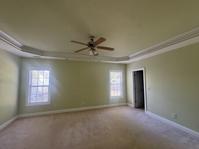 Building Photo - 210 Chadwick Shores Dr