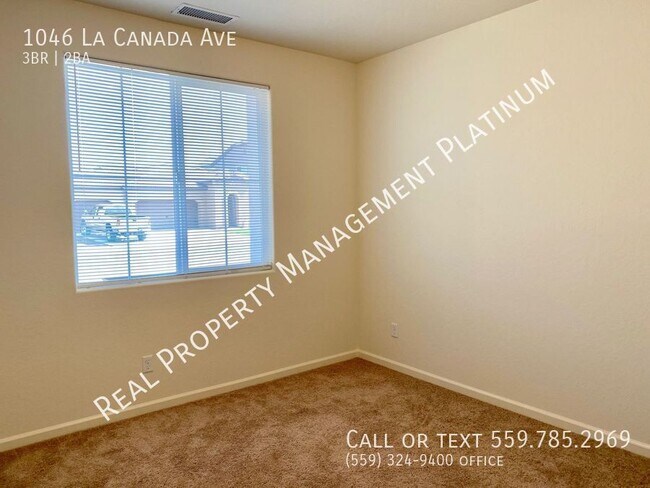 Building Photo - 1046 La Canada Ave