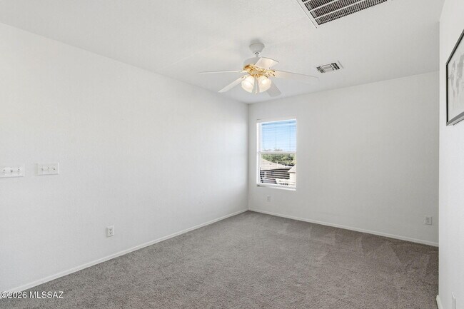 Building Photo - 4821 E Twinflower Pl