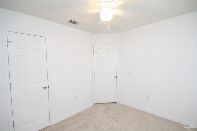 Building Photo - 1077 Antigua Cir