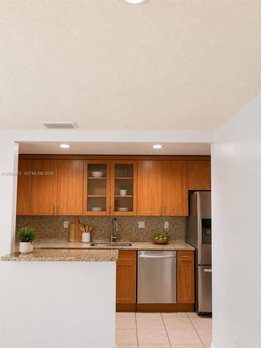 Building Photo - 17 SW 96th Ct