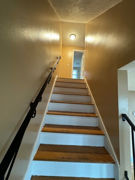 Building Photo - 92 Packard Way