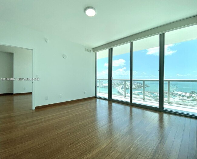 Building Photo - 888 Biscayne Blvd