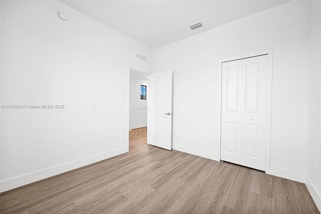 Building Photo - 34532 SW 191st Ave