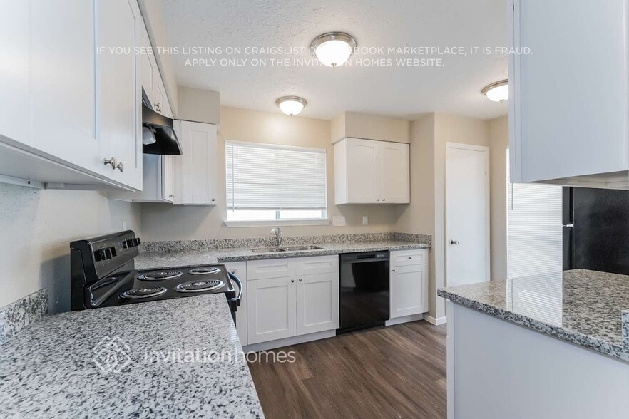 Building Photo - 7011 Pickett Dr