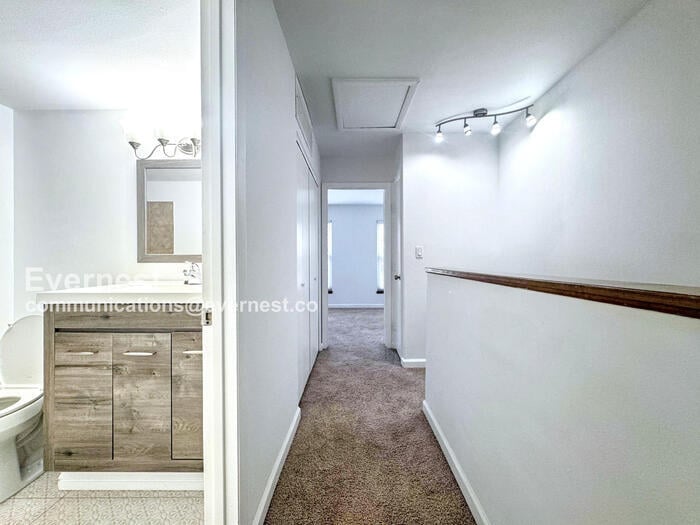 Building Photo - 1150 Inca St