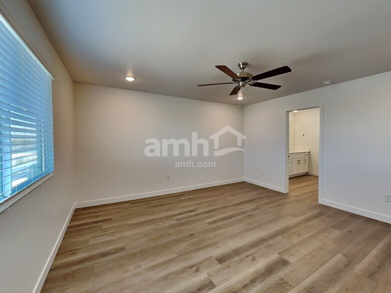 Building Photo - 9733 W Luxton Ln