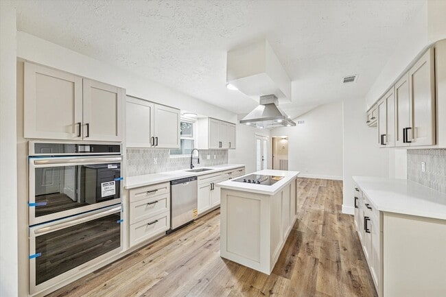 Building Photo - 3623 Acorn Way Ln