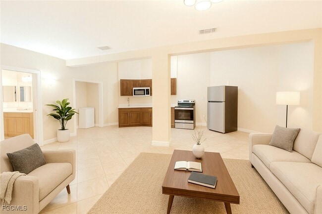 Building Photo - 1507 East 9th Street