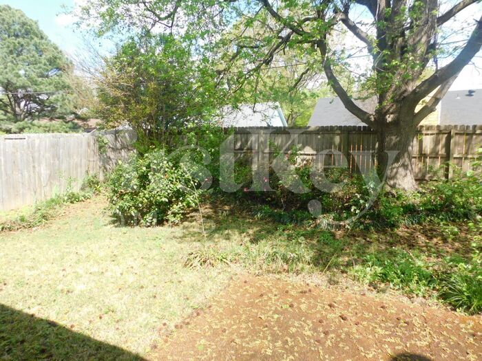 Building Photo - 2636 Appling Crest Dr
