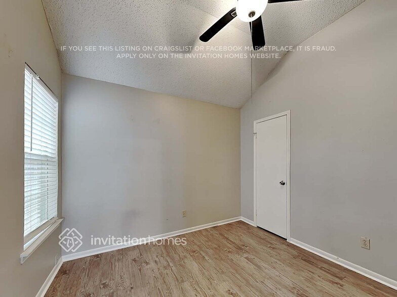 Building Photo - 922 Gaynor Ave