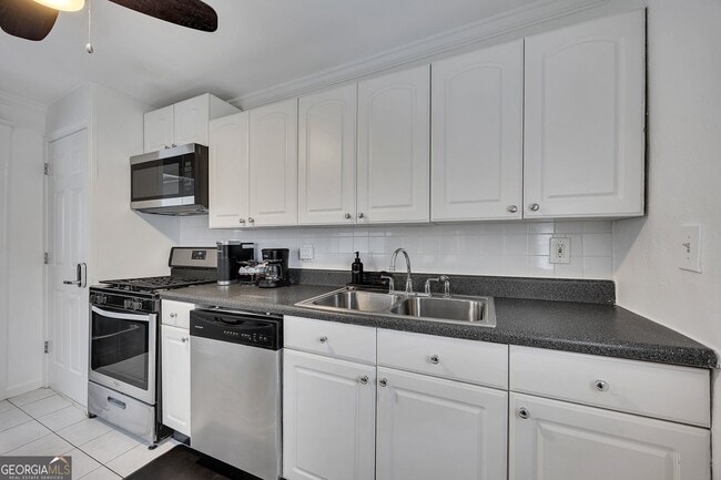 Building Photo - 1040 Herndon St NW