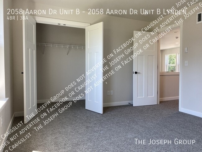 Building Photo - 2058 Aaron Dr