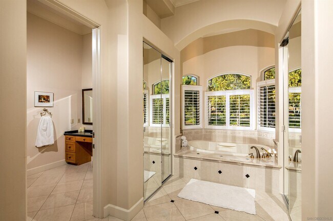 Building Photo - 17547 Avenida Peregrina