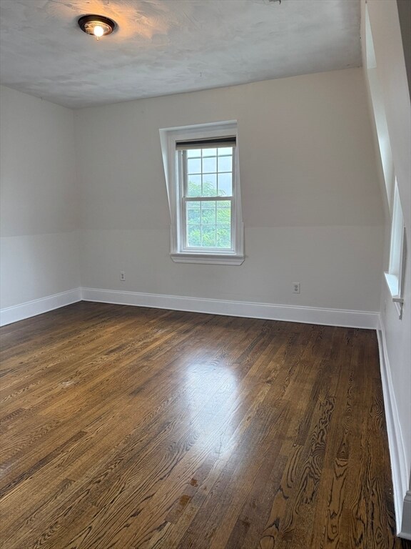Building Photo - 98 Robinwood Ave