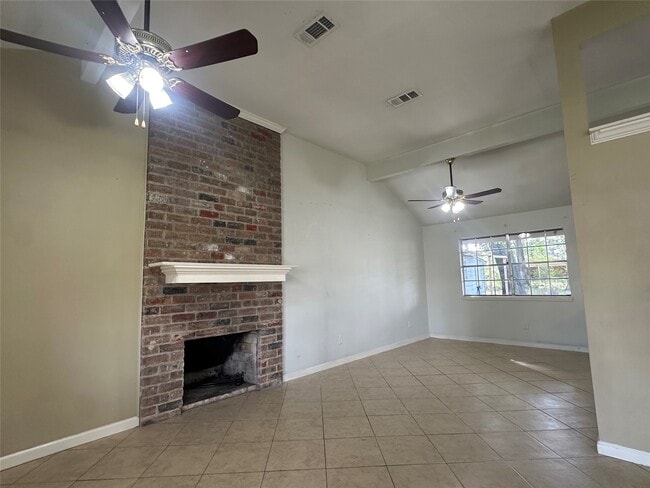 Building Photo - 3333 Longhorn Dr