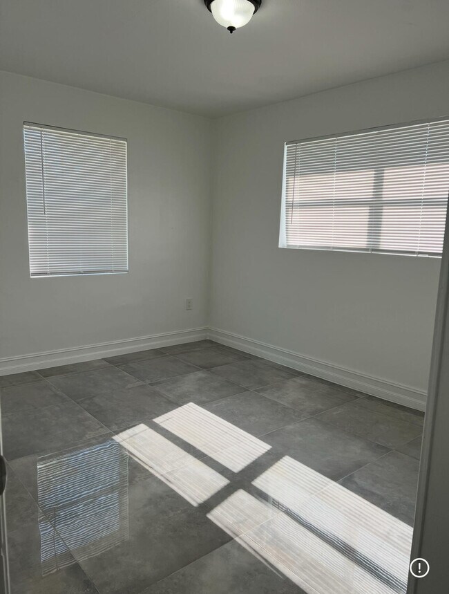 Building Photo - 4600 Forest Ln