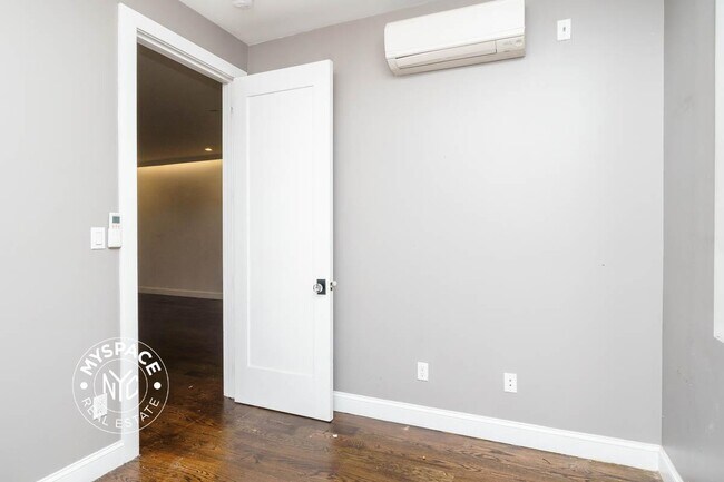 Building Photo - 60-80-80 Myrtle Ave