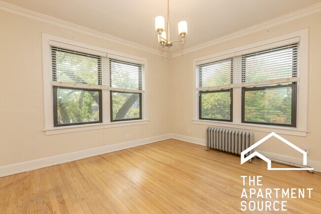 Building Photo - 209 Kedzie St