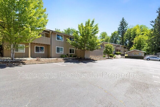 Building Photo - 45 NE Torval Canyon Rd