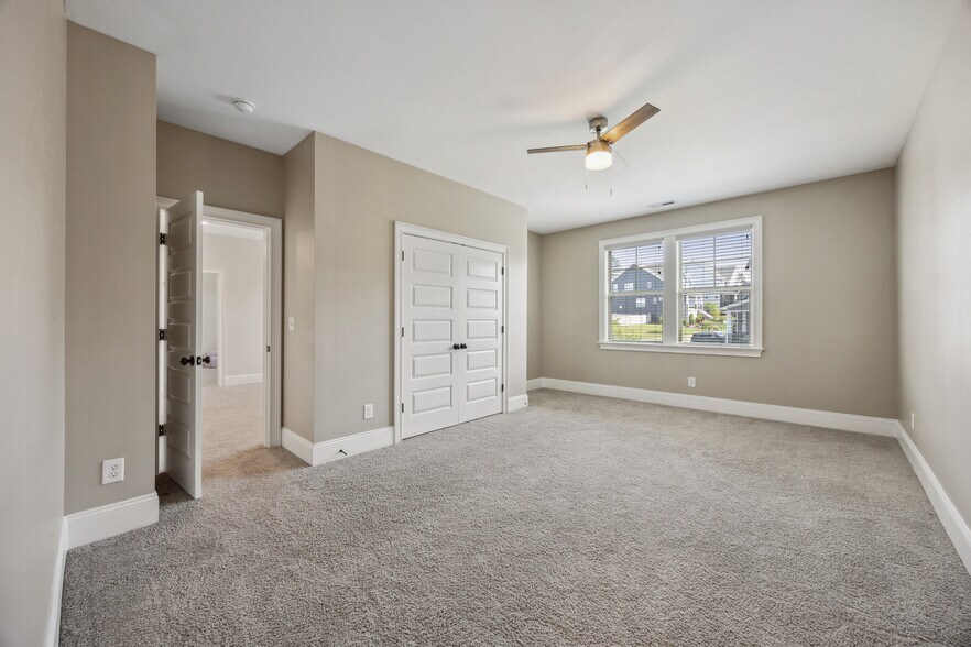 Building Photo - 405 Gilpin Way