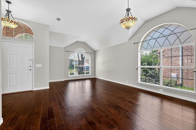 Building Photo - 3012 Honey Locust Dr