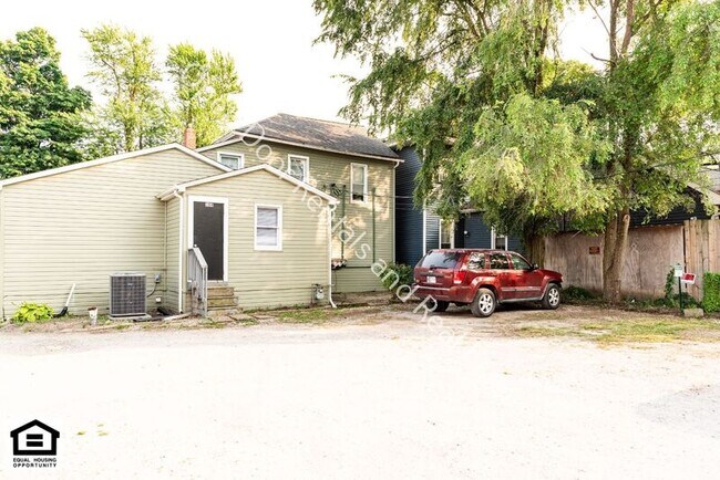 Building Photo - 17425 IN-37