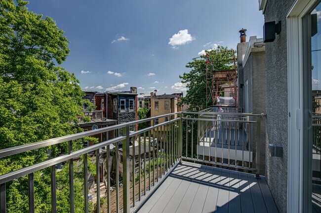 Building Photo - 2017 N College Ave