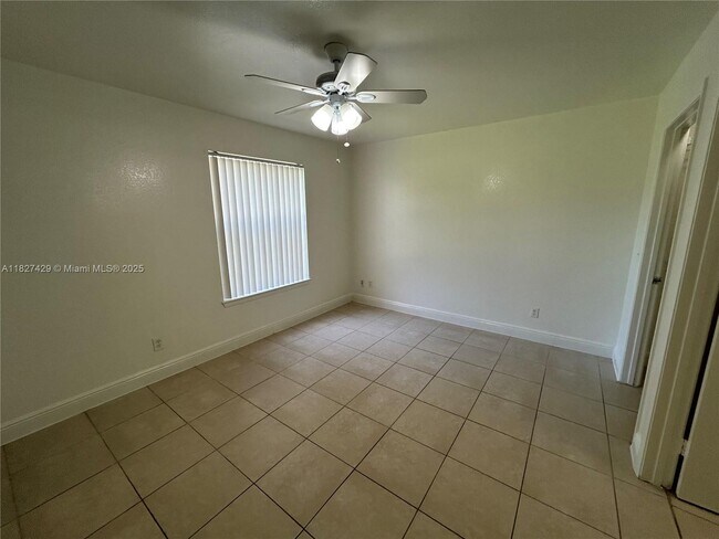 Building Photo - 1725 Palm Cove Blvd