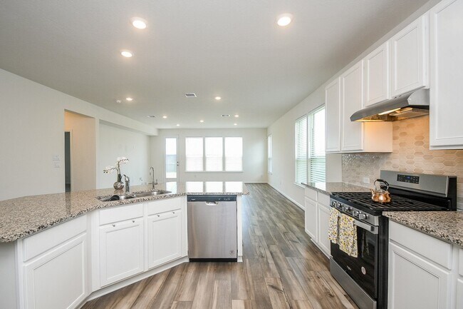 Building Photo - 3043 Kastania Ln