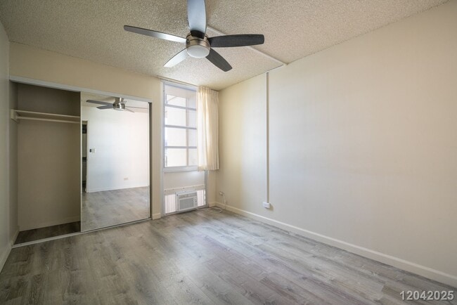 Building Photo - $2700.00 | 2bd/2ba Condominium in Century West (Salt Lake)