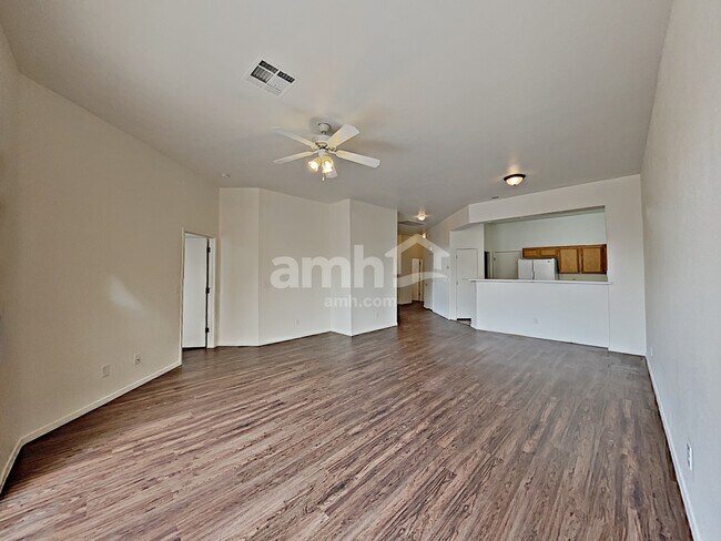 Building Photo - 2849 Serenidad Dr