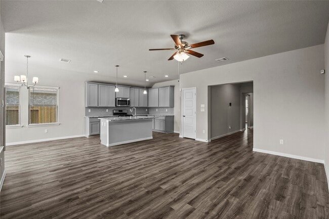 Building Photo - 4302 Fenwick Rd