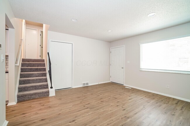 Building Photo - 1719 Ringfield Dr